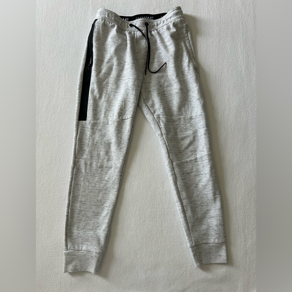 AE Men’s White Heather Flex Jogger Sweatpants Size S
